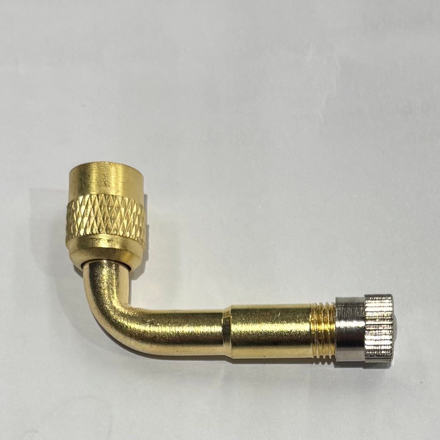 Schraeder to Schraeder 90Deg Adapter