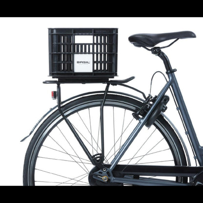 Basil 17.5L black bicycle crate side view